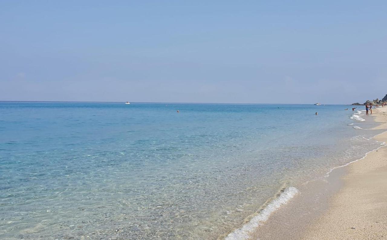 Casetta Pinetamare تروبيا المظهر الخارجي الصورة
