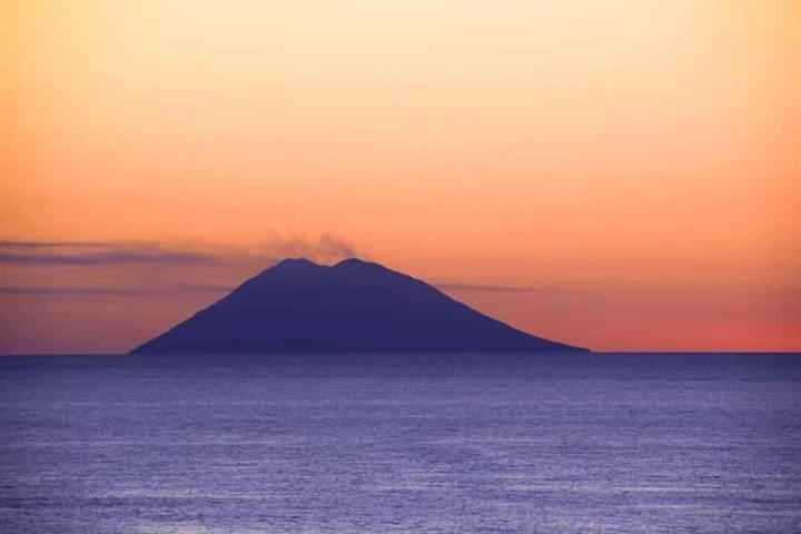 Casetta Pinetamare تروبيا المظهر الخارجي الصورة